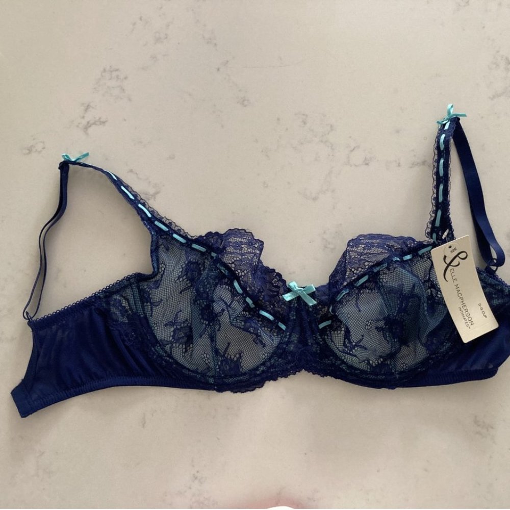 Size 32E- Lace- 3 Piece Cup Bra